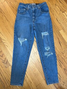 -Levi's SilverTab Mom Jean High Rise Stretch Distressed Like New Jean W/27 L/27